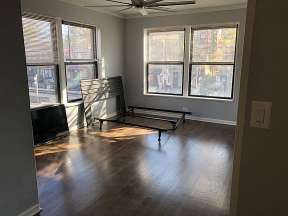3rd image of 7046 S Crandon Ave APT 206