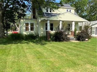 4824 Wake Robin Rd, Mentor, OH 44060