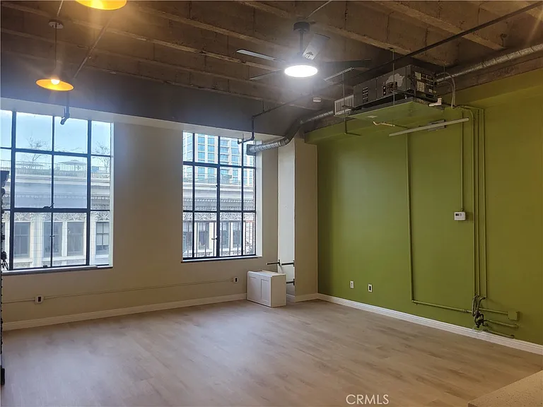 312 W 5th St #922 — Photo 20
