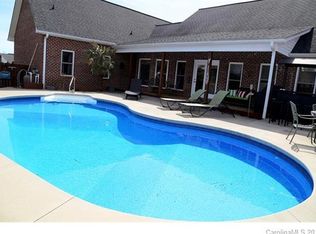 1522 Bennington Ct, Lincolnton, NC 28092