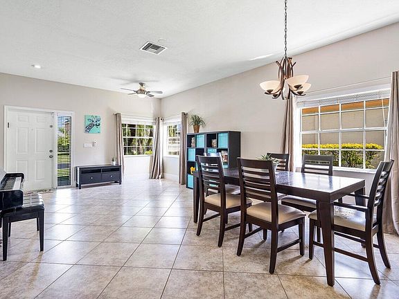 4th image of 6228 Lansdowne Cir