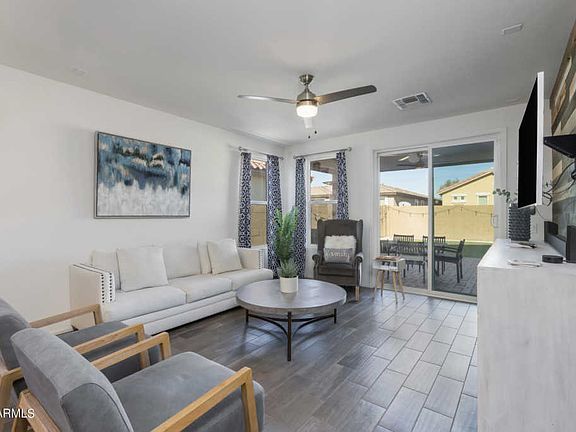 5th image of 10428 W Papago St