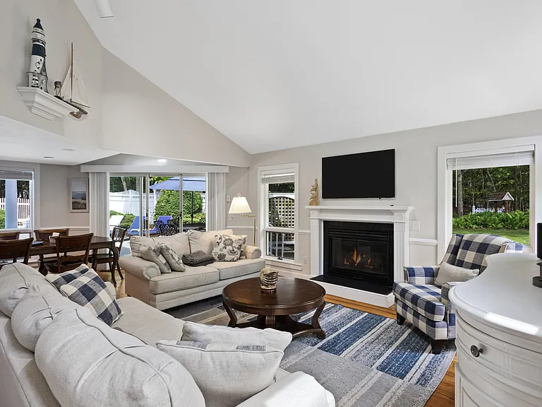 3 Fairway Dr — Photo 6