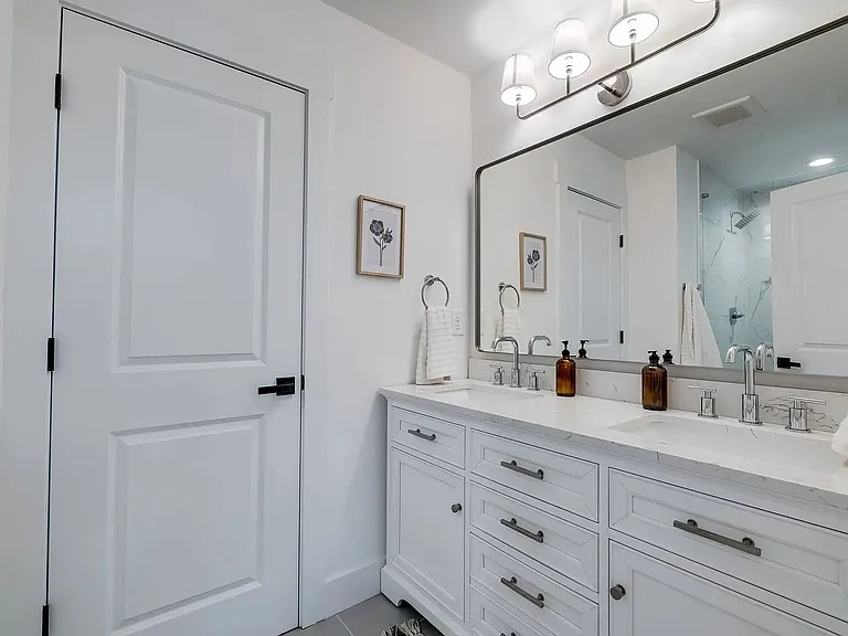 4119 Church St — Photo 13