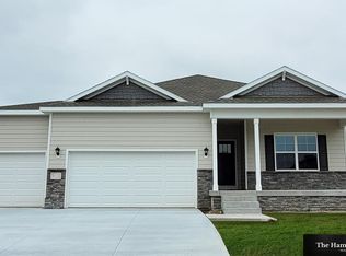 8106 N 170th St, Bennington, NE 68007
