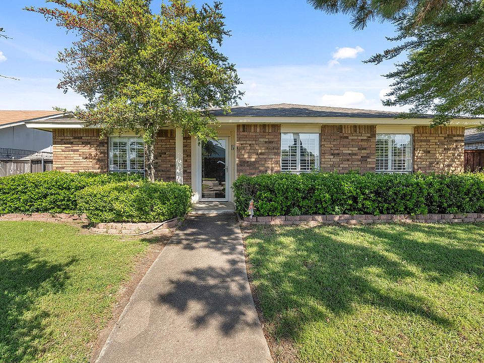 1st image of 2822 White Gum Ln