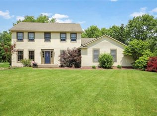 3064 Chardonnay Ln, Poland, OH