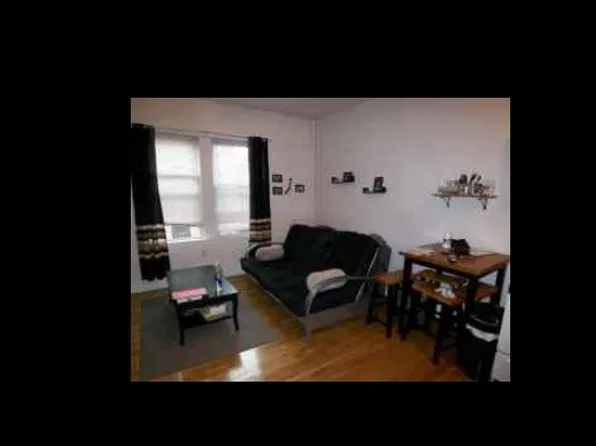 216 Hemenway St #4, Boston, MA 02115
