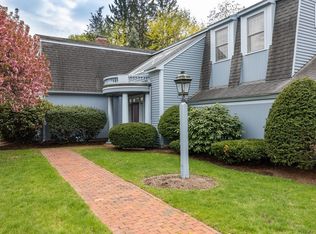 5 Powers Ct, Lexington, MA 02421