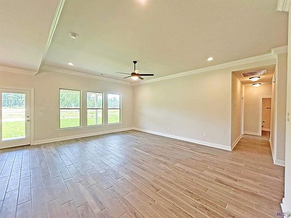 4th image of 25336 Blue Heron Dr