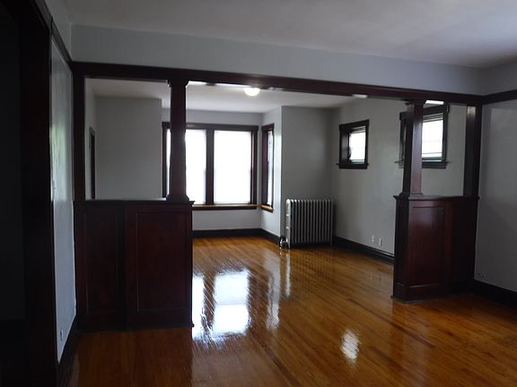 2nd image of 9546-48 S Prairie Ave #45-48F3
