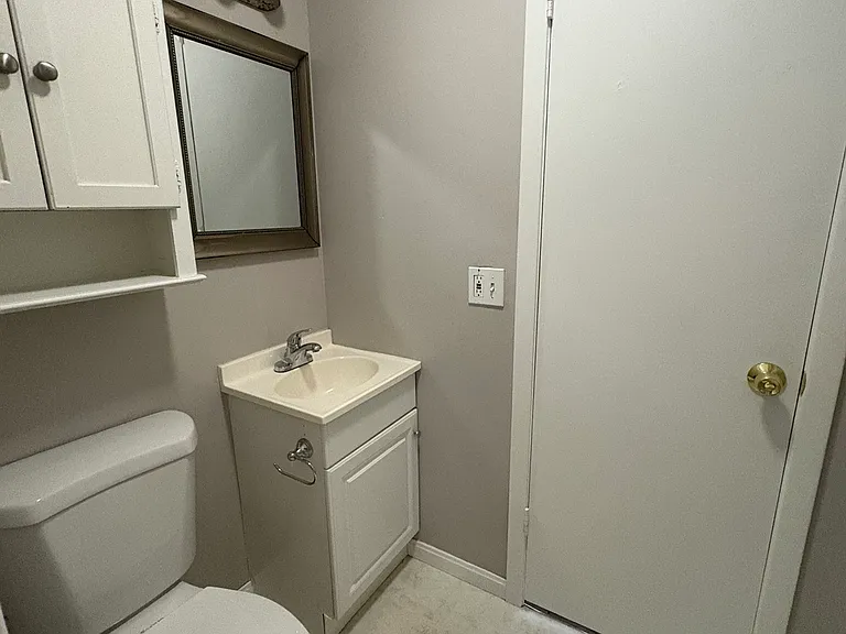 9237 White Oaks Cir — Photo 21