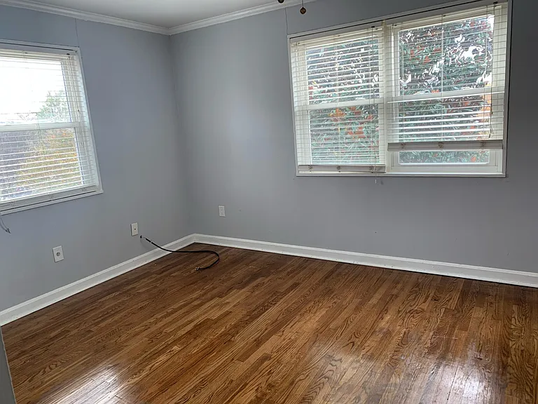 4111 Usher Ave — Photo 4