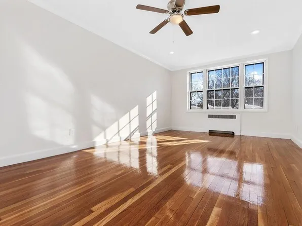 50 Follen St, Cambridge, MA