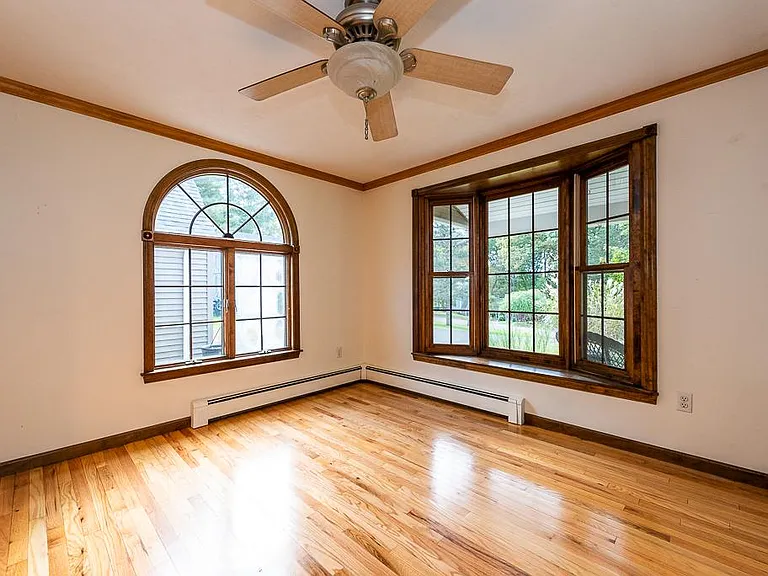 131 Hemlock Dr — Photo 13