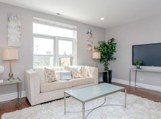 2130 W Division St, Chicago, IL 60622