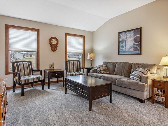 4th image of 3444 Lone Oak Ct