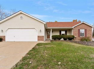 2839 Maplewood Ct, High Ridge, MO 63049