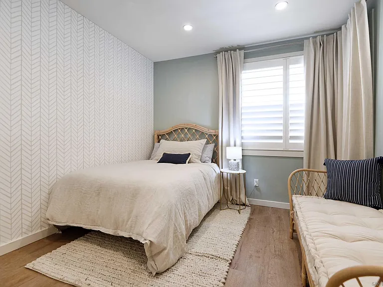 5430 La Jolla Blvd #C202 — Photo 10
