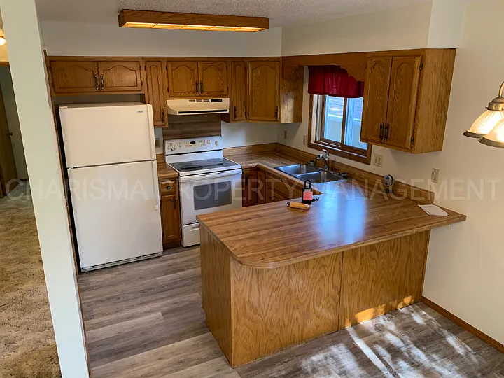 2509 S Groveland Ave — Photo 8