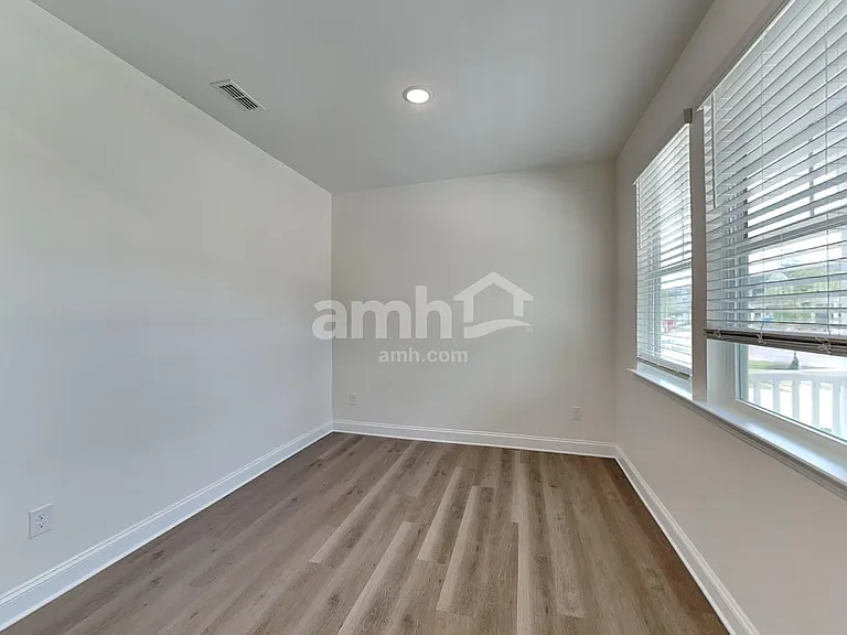 3536 Lincoln Heights Ln — Photo 7