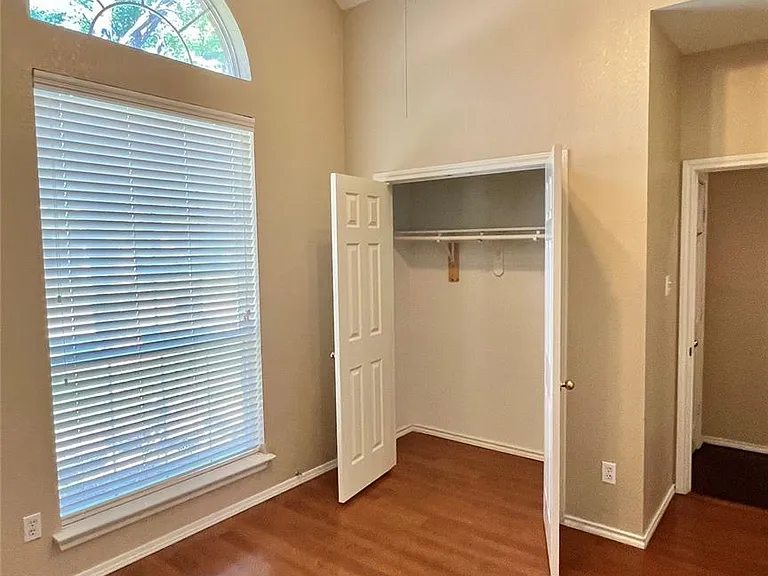 2056 Hawken Dr — Photo 13