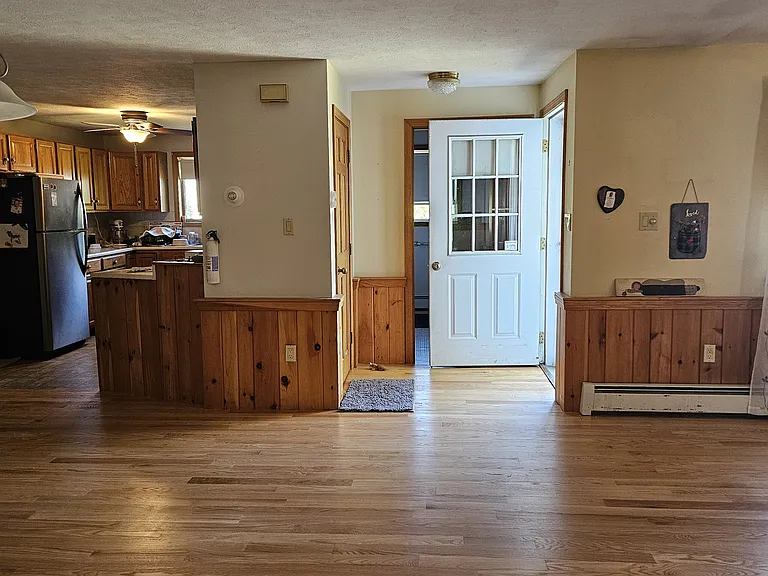 144 Baker St #1R — Photo 11