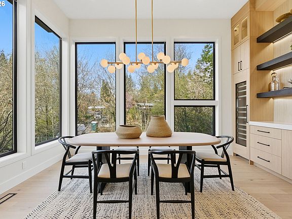 5th image of 6233 SW Hamilton Way