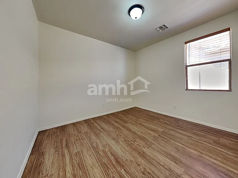 12363 W Jackson St — Photo 13