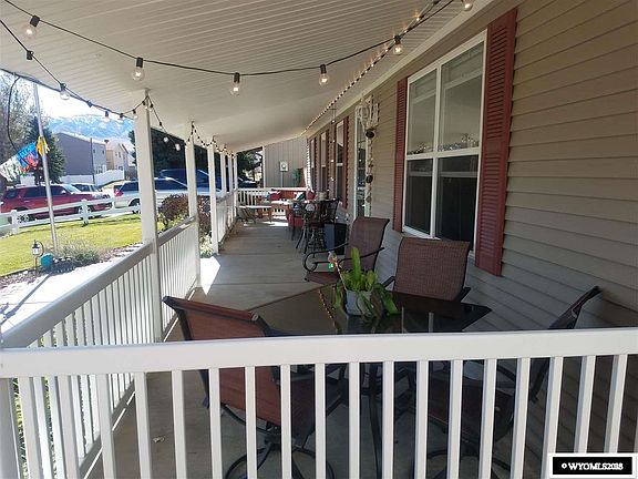 5th image of 3220 Herrington Dr