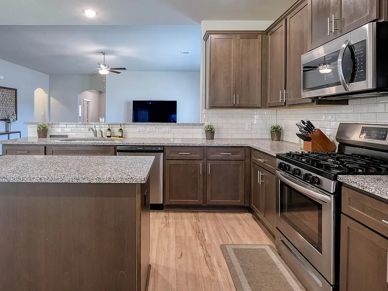 16747 Rockwall St — Photo 11