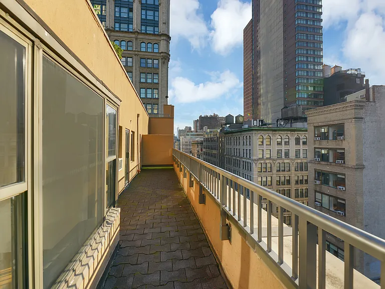 121 Madison Ave #12E — Photo 11