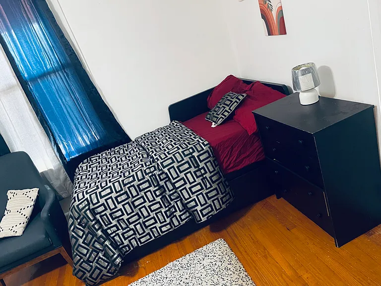 3712 Parkside Dr #1B — Photo 4