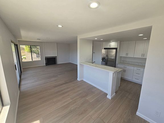 3rd image of 7780 Parkway Dr #1201