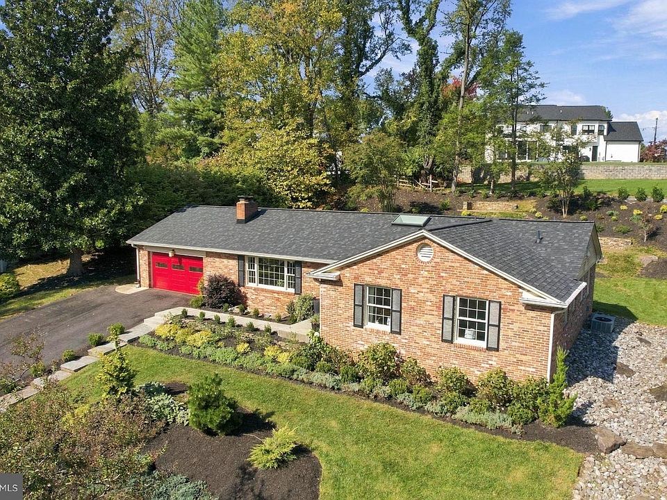1st image of 7603 Shadywood Rd