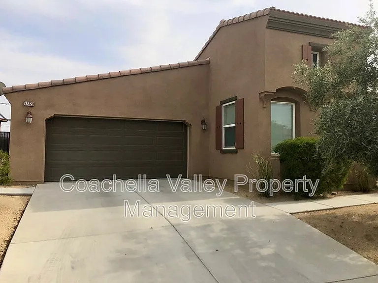 77320 Colorado St — Photo 2