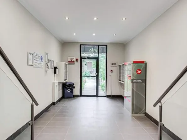 1660 Bathurst Street, 1660 Bathurst St, Toronto, ON M5P 3K1