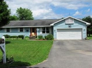 130 Pilling Dr, Fonda, NY 12086