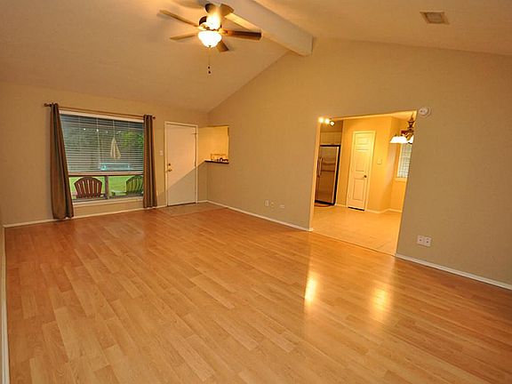 2nd image of 6007 Leafwood Cir