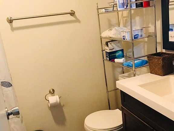 3rd image of 323 S Grant St APT 3