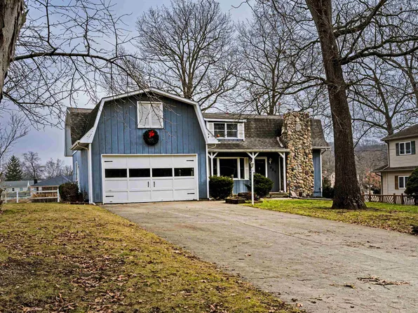 507 Lions Dr, Rome City, IN 46784
