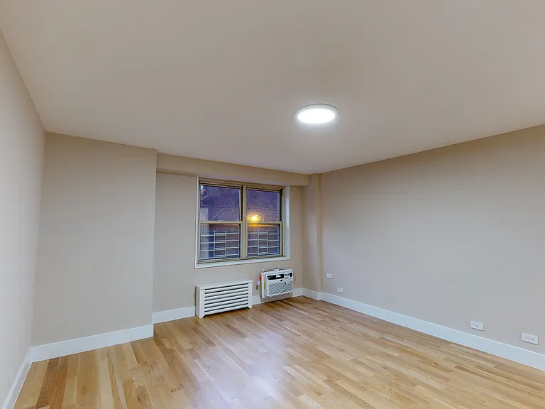 80 N Moore St #803H — Photo 5