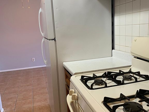 5th image of 5818 50th Ave APT 7