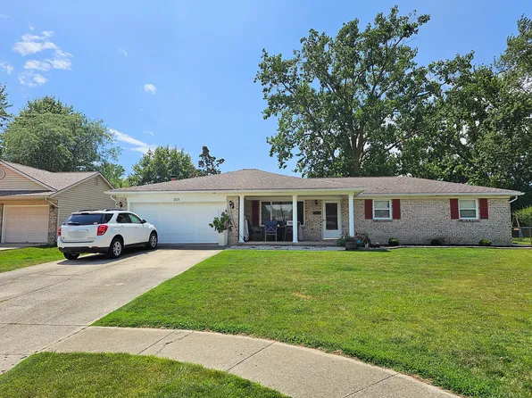 805 Bryarly Cir, Saint Marys, OH 45885