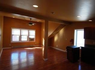 30 S 5th St APT 3, Easton, PA 18042