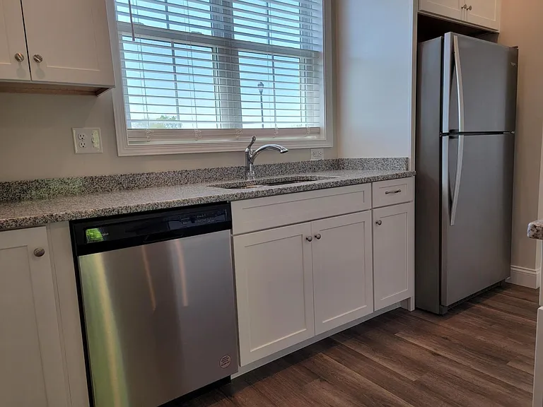 219 Millard Dr — Photo 7