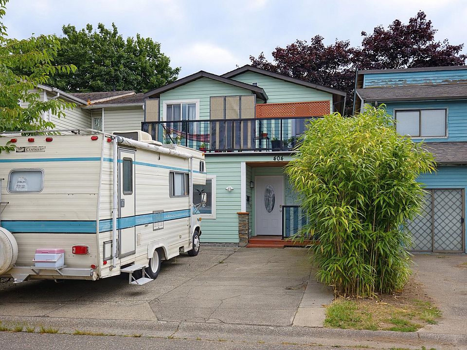1st image of 404 Bruneau Pl