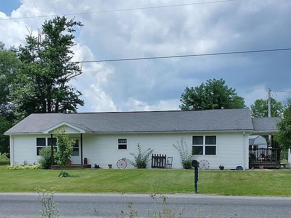 2nd image of 5666 S County Road 400 W
