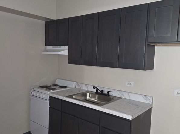 489 W State St UNIT 1214