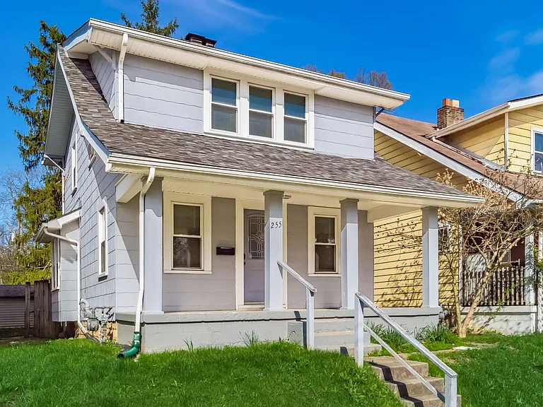 255 Belvidere Ave — Photo 4